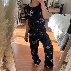 A New Day Paperbag pants with matching top (suit set) size small